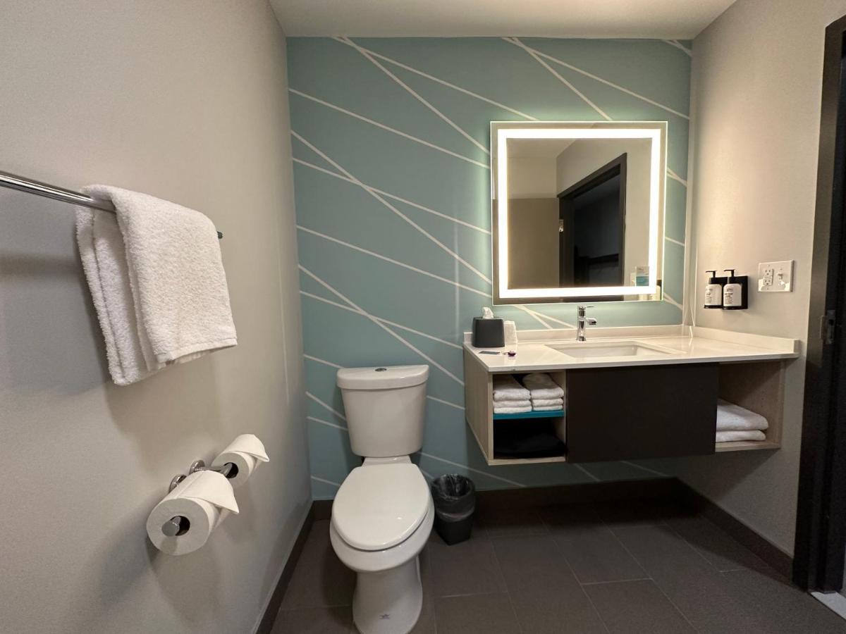 avid hotels - Fort Wayne North, an IHG Hotel Eksteriør bilde