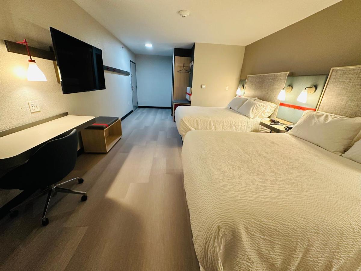 avid hotels - Fort Wayne North, an IHG Hotel Eksteriør bilde