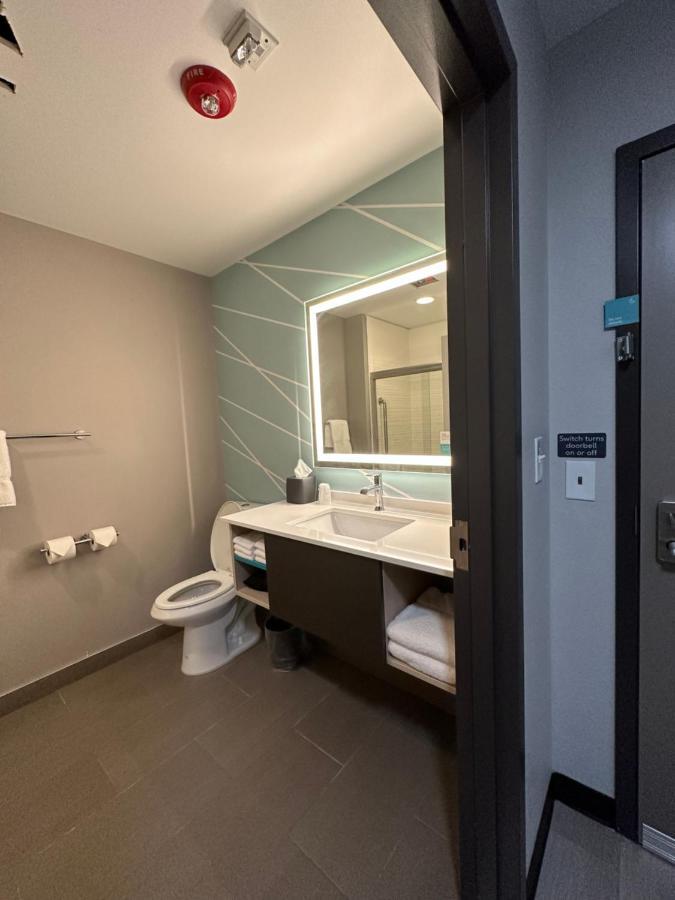 avid hotels - Fort Wayne North, an IHG Hotel Eksteriør bilde